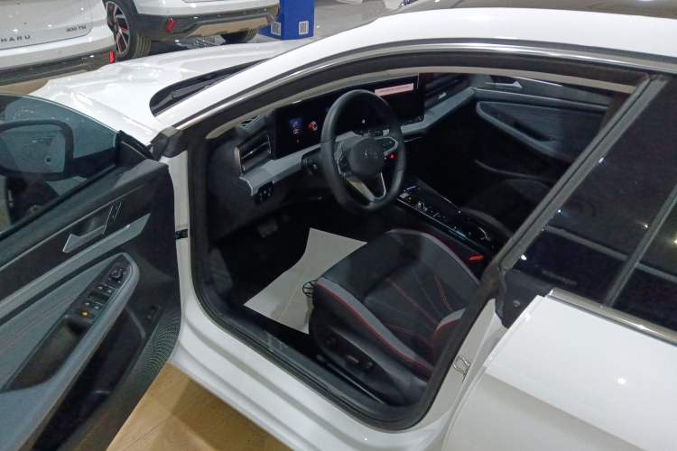 Used Volkswagen Lamando 2025 Lavida L 280TSI DSG Cool & Spicy Edition