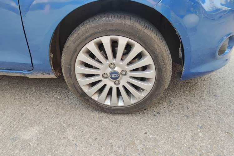 Used Ford Fiesta 2011 Hatchback 1.5L Automatic Fashion Edition
