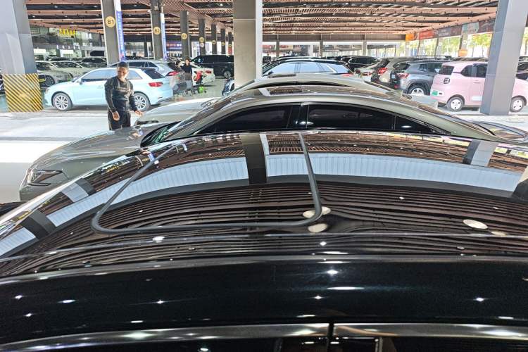 Used Toyota Avalon 2022 Dual-Engine 2.5L Luxury Edition