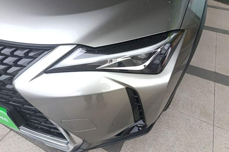 Used Lexus UX 2020 260h Explore & Adventure Edition