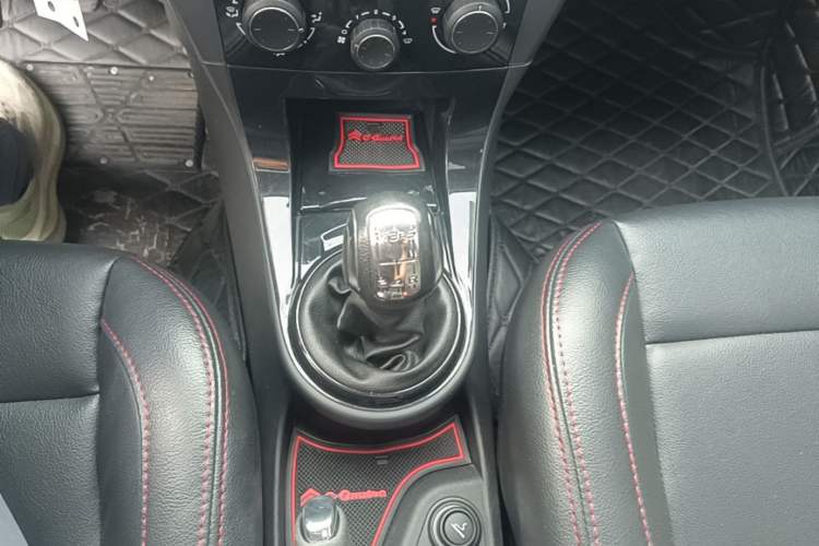 Used Citroen C-Quatre 2013 Sedan 1.6L Manual - Prestige Model Gear Lever