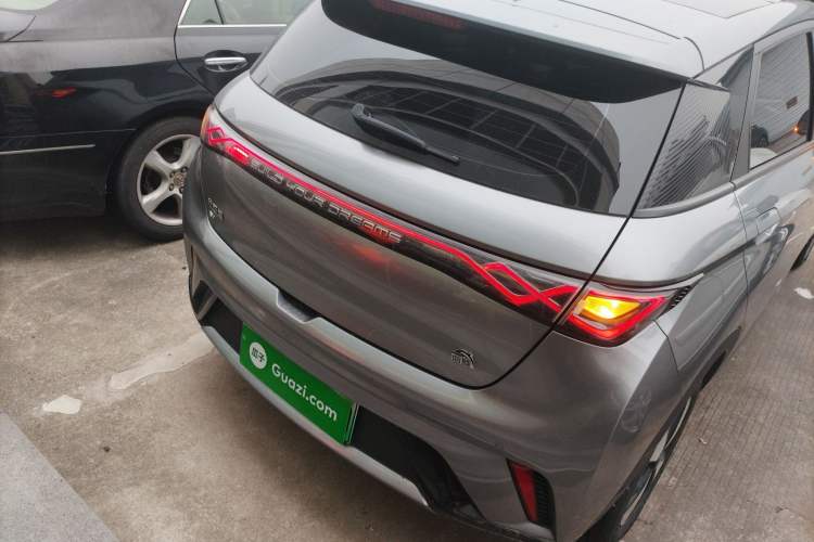 Used BYD Dolphin 2023 420 km Fashion Edition
