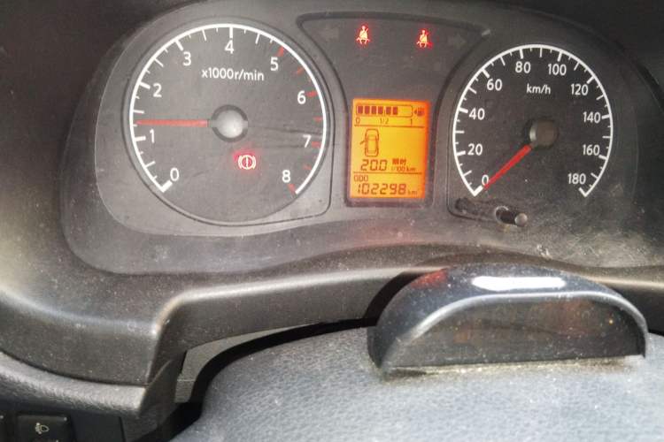 Used Venucia R30 2014 1.2L Manual Enjoyment Edition