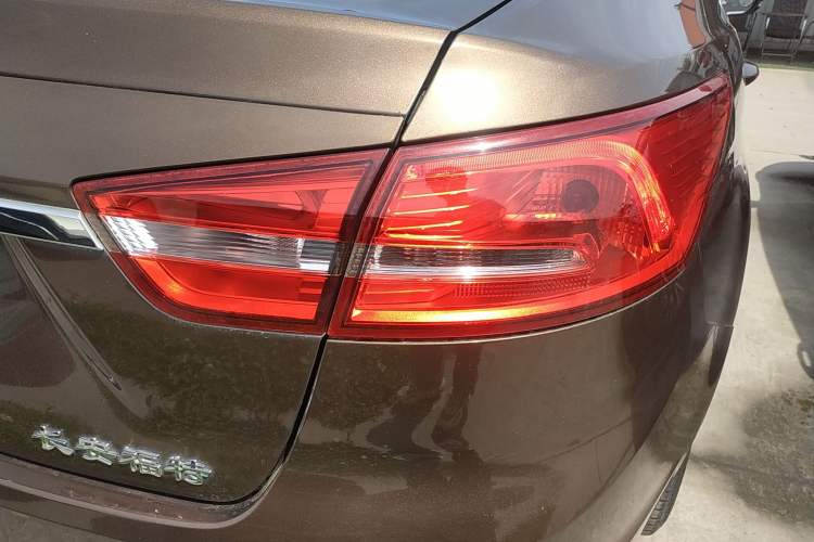 Used Ford Escort 2015 1.5L Manual Fashion Edition