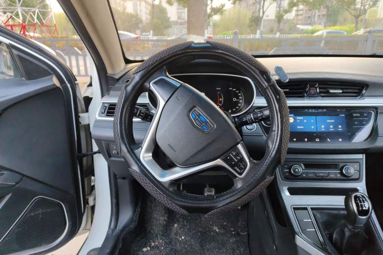 Used Geely Auto Vision S1 2018 1.5L Manual FENGXING Model
