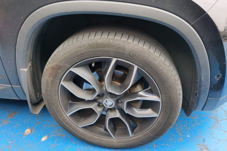 Used Skoda Kodiaq 2019 Facelifted TSI330 5-Seater Two-Wheel-Drive Luxury Enjoyment Edition China VI Standard
