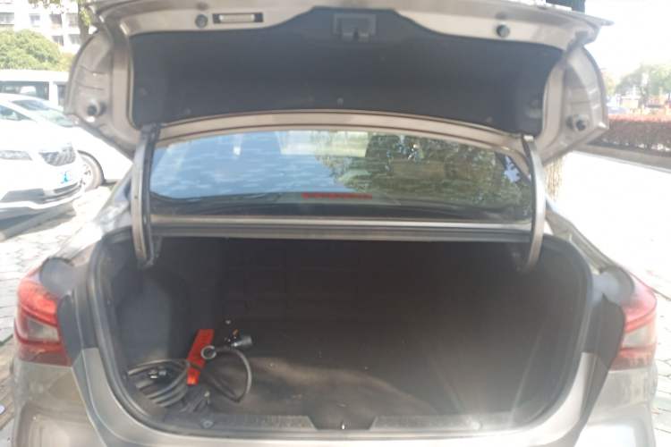 Used CHANGAN Eado New Energy 2019 EV460 Shared Version Trunk