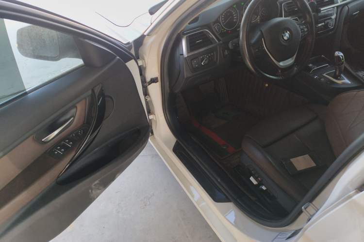 Used BMW 3 Series 2019 320Li Fashion Model
