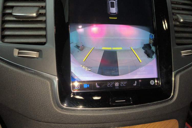 Used Volvo XC90 2023 B5 SmartDrive Luxury Edition 7 Seats