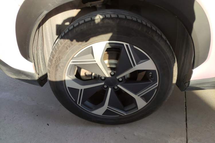 Used AION V 2023 Updated Plus 70 Intelligent Edition Lithium Iron Phosphate Exterior 5