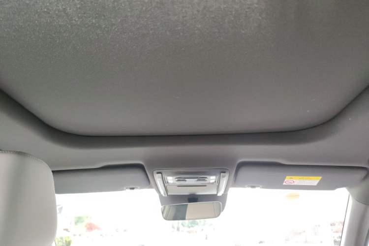 Used Formula Leopard Titanium 3 2025 501 km Range Rear-Wheel Drive Intelligent Driving Max Edition Headliner