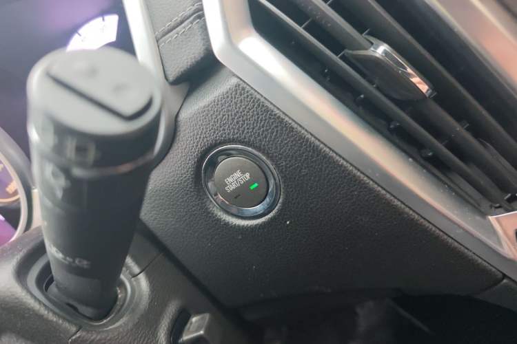 Used Cadillac SRX 2012 3.0L Elite Edition Vehicle Key