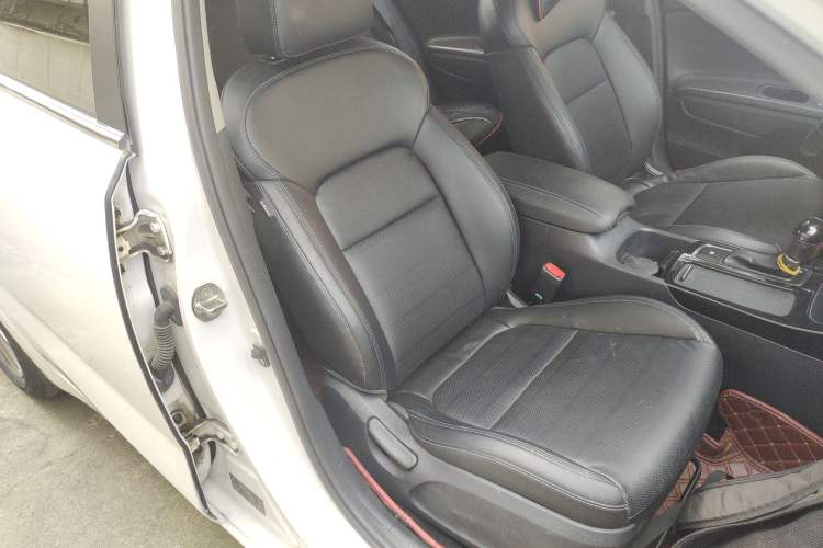 Used Kia K4 2014 1.8L Automatic DLX