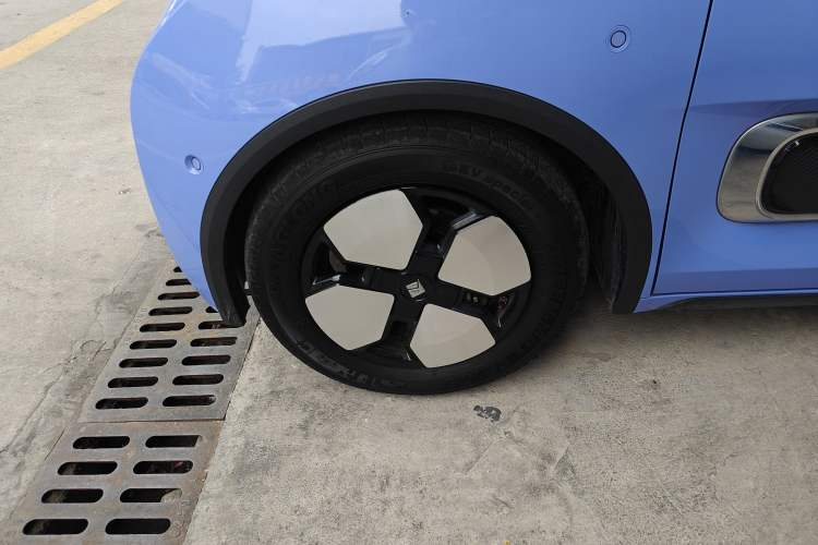 Used Baojun KiWi EV 2023 DJI Edition Lithium Iron Phosphate
