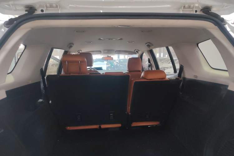 Used Isuzu mu-X 2018 1.9T Automatic Two-Wheel Drive Jingyue Edition 5 Seats
