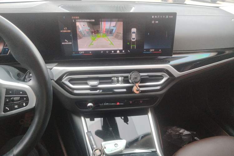 Used BMW i3 2024 eDrive 35 L Audio And AC Panel