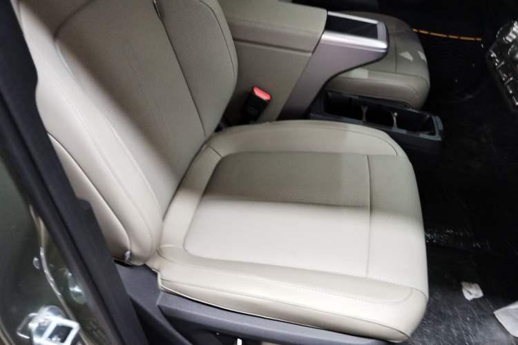 Used iCAR V23 2025 401 Two-Wheel Drive Advanced Edition
