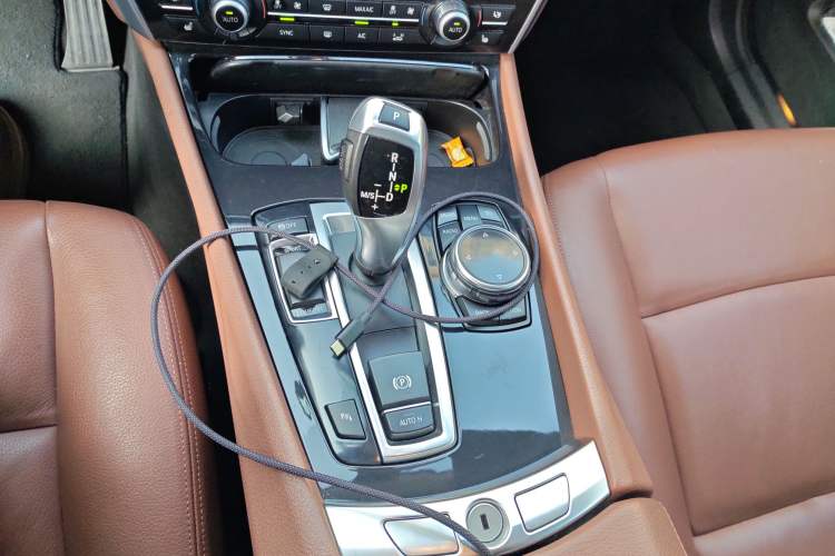 Used BMW 5 Series GT 2014 535i Leading Model Gear Lever