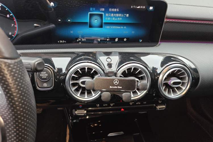 Used Mercedes-Benz A-Class 2020 Restyled A 200 L Sport Sedan Fashion Version