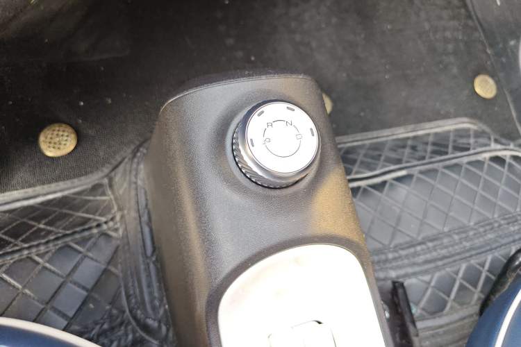 Used Wuling Hongguang MINIEV 2022 GAMEBOY 200km Gaming Edition with Lithium Iron Phosphate
