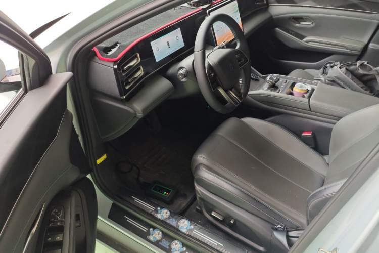 Used BYD Qin L 2024 DM-i 120KM Leading Model Driver Seat