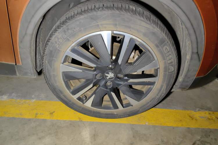 Used Peugeot 2008 2020 230THP 3D ZhenShang Edition Right Front Wheel Hub