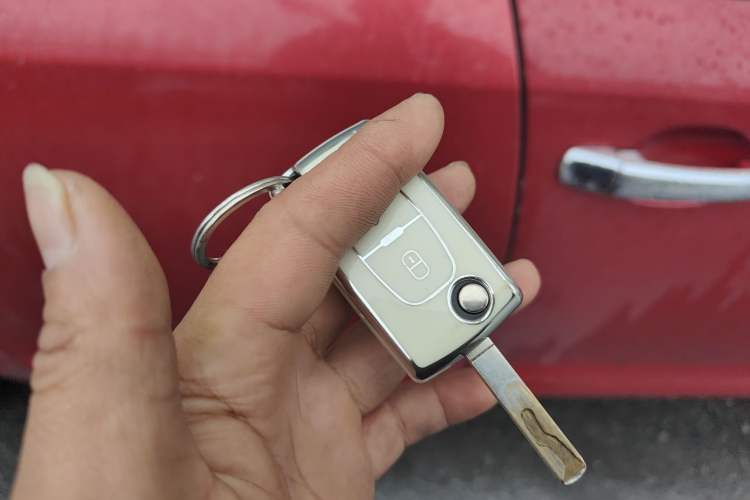 Used Citroen C-Quatre 2013 Hatchback 1.6L Automatic LeShang Model Vehicle Key