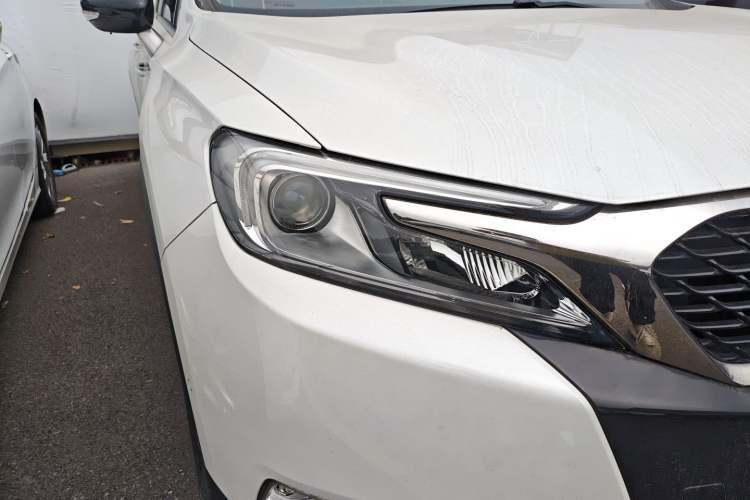 Used DS 6 2016 1.6T Luxury Edition THP160
