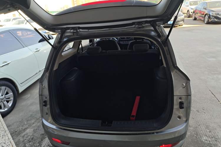 Used Baojun 310W 2020 1.5L Automatic Enjoyment Version China VI Emission Standard
