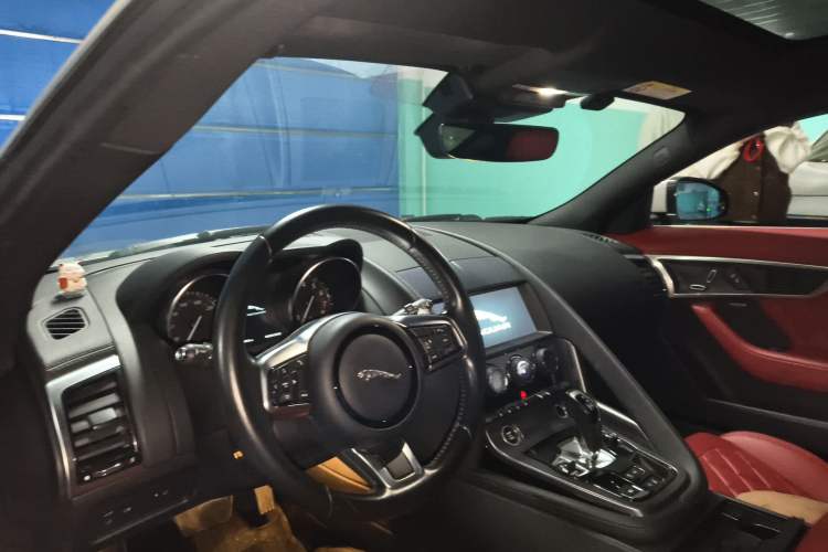 Used Jaguar F-TYPE 2019 2.0T Hardtop Version