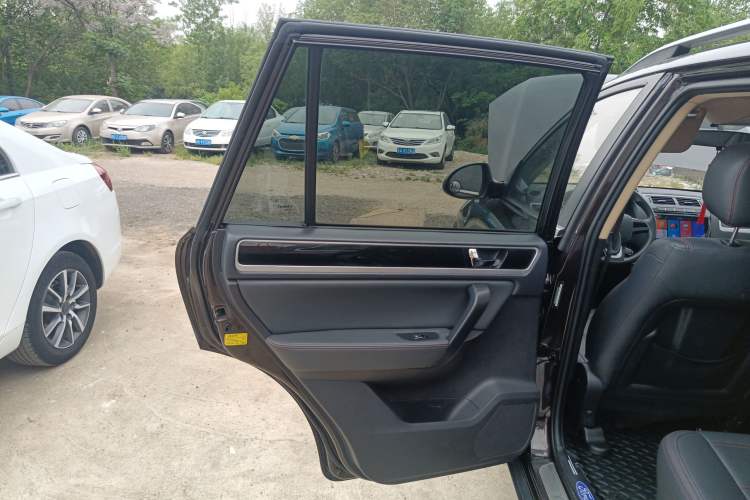 Used Yema T70 2016 Upgraded Model 1.8L Manual Elite Version