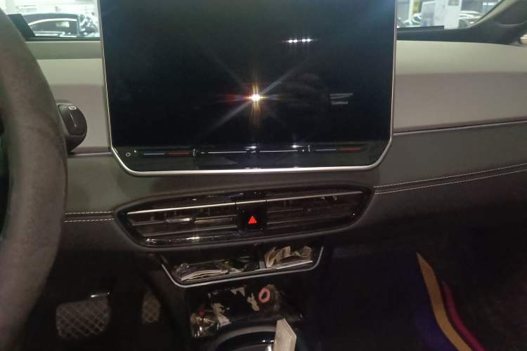 Used Volkswagen ID.3 2025 Smart Version Pure & Intelligent Enjoyment Edition Audio And AC Panel