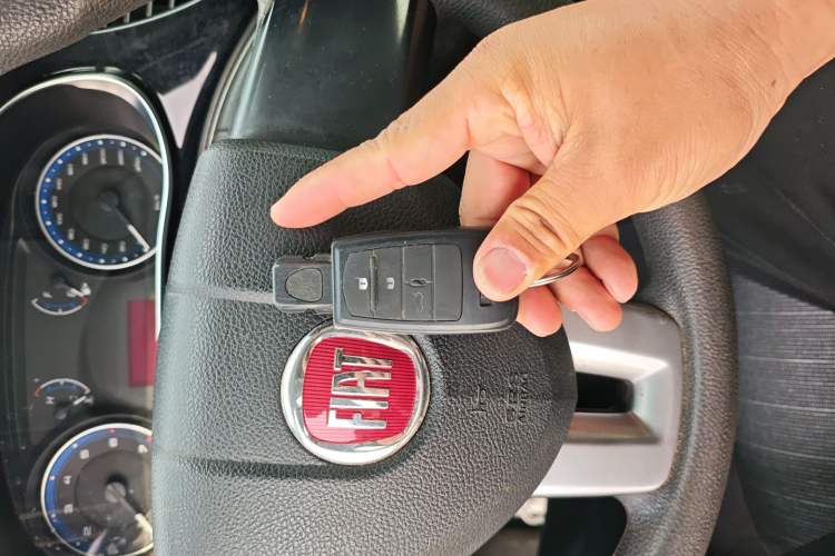 Used Fiat Viaggio 2015 1.4T Manual Enjoyment Edition
