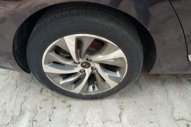 Used DS 5LS 2014 1.6T Elegant Version THP160