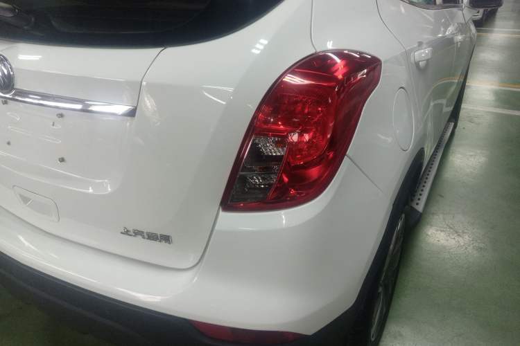 Used Buick Encore 2016 18T Automatic Two-Wheel Drive Urban Leading Edition