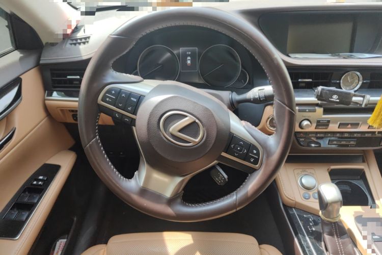 Used Lexus ES 2015 200 Elite Edition
