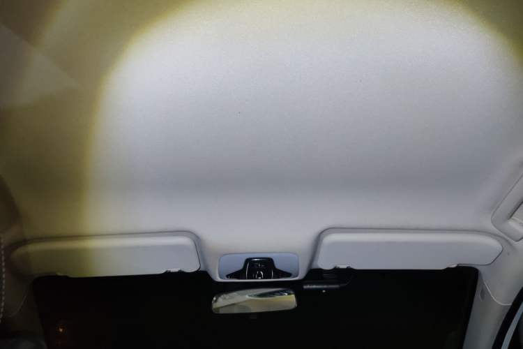 Used Chery Arrizo 5 PLUS 2021 XiaoAI 1.5T Manual PLUS Model Headliner