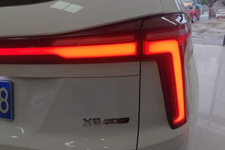 Used SOL X8 PLUS 2023 1.5 TGDI DCT Smart Edition 7-Seater
