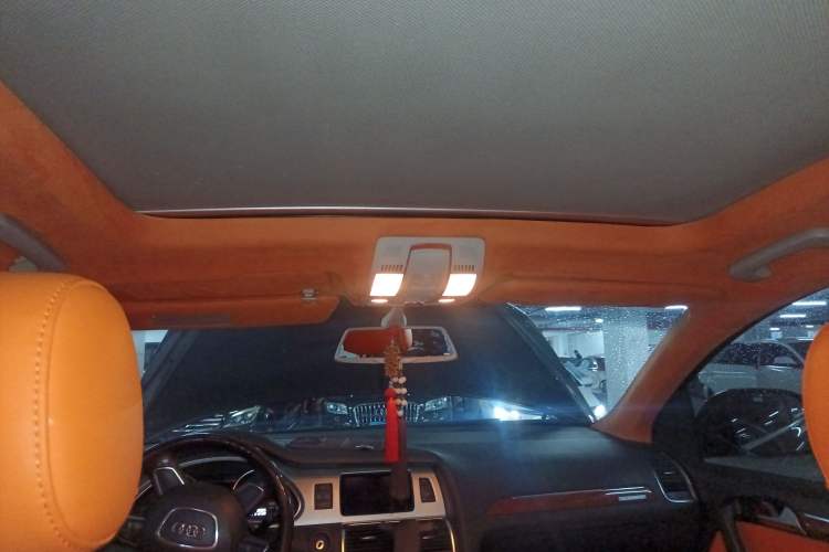 Used Audi Q7 2014 35 TFSI Sport Edition Headliner