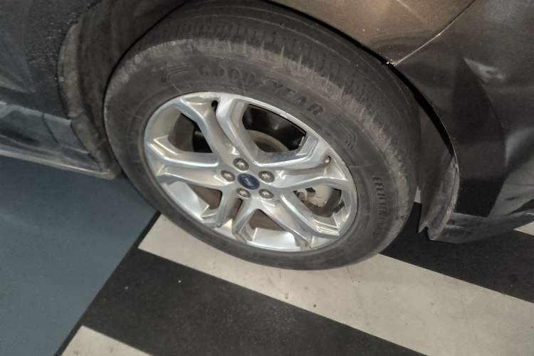 Used Ford Edge 2018 EcoBoost 245 Two-Wheel-Drive Titanium 7-Seater China V Standard
