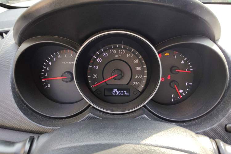 Used Kia Forte 2014 1.6L MT GL