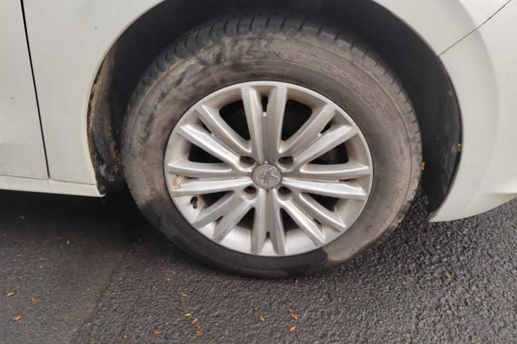 Used Peugeot 301 2016 1.6L Manual Comfort Edition