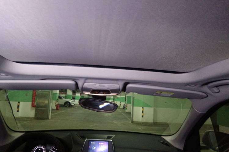 Used BMW X1 2018 sDrive18Li Luxury Model Headliner