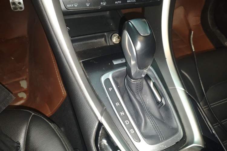 Used Ford Mondeo 2013 2.0L GTDi 200 Luxury Model