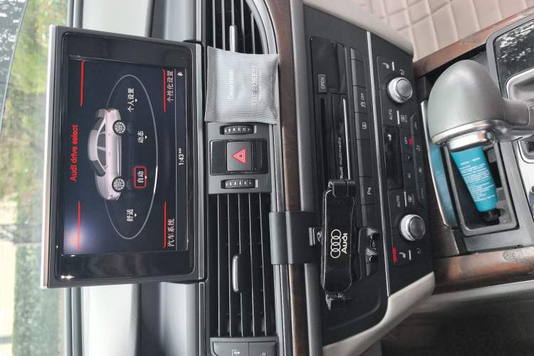 Used Audi A6L 2012 35 FSI quattro Luxury Model
