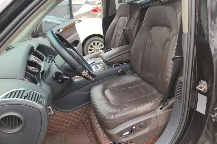 Used Audi Q7 2011 3.0 TFSI Ambition (200kW)
