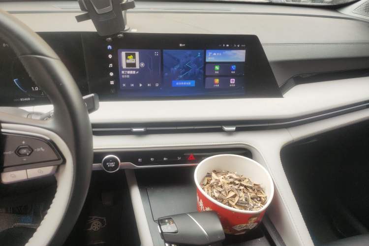 Used CHANGAN CS75 PLUS 2023 3rd Generation 1.5T Automatic Prestige Model Audio And AC Panel