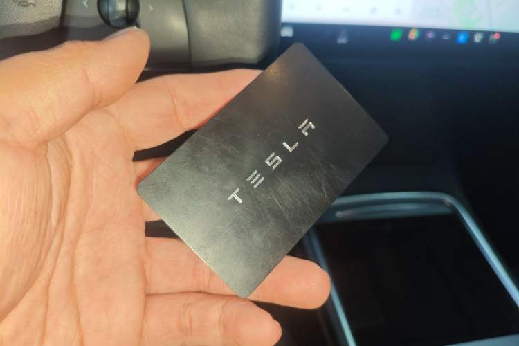 Used Tesla Model Y 2021 Long-Range All-Wheel-Drive Version 3D7