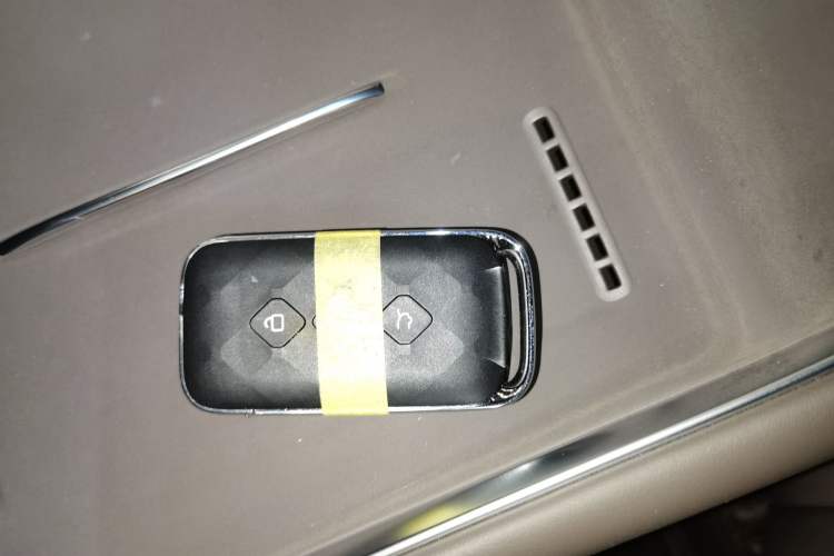 Used Wuling Wuling Starlight 730 2025 Model Plug-in Hybrid 125km Luxury Edition
