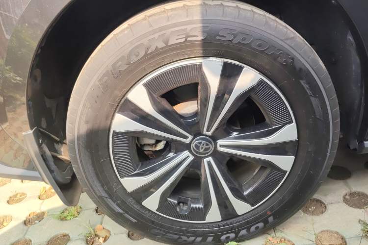 Used Toyota BZ 4X 2024 615 PRO Edition Right Rear Wheel Hub